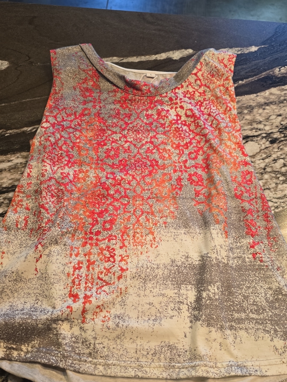 Sleeveless Floral-Print Tank Top in Coral and Gray-Large